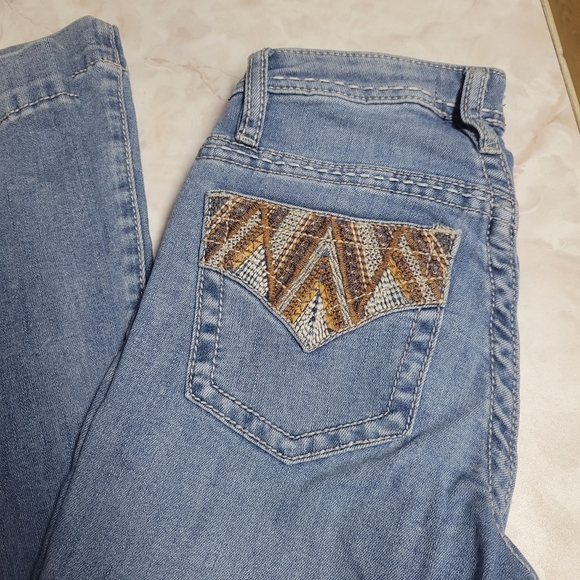 Shyanne Bootcut Jeans Women’s Size 25 Short Light Wash Embroidered Pockets - Picture 2 of 9